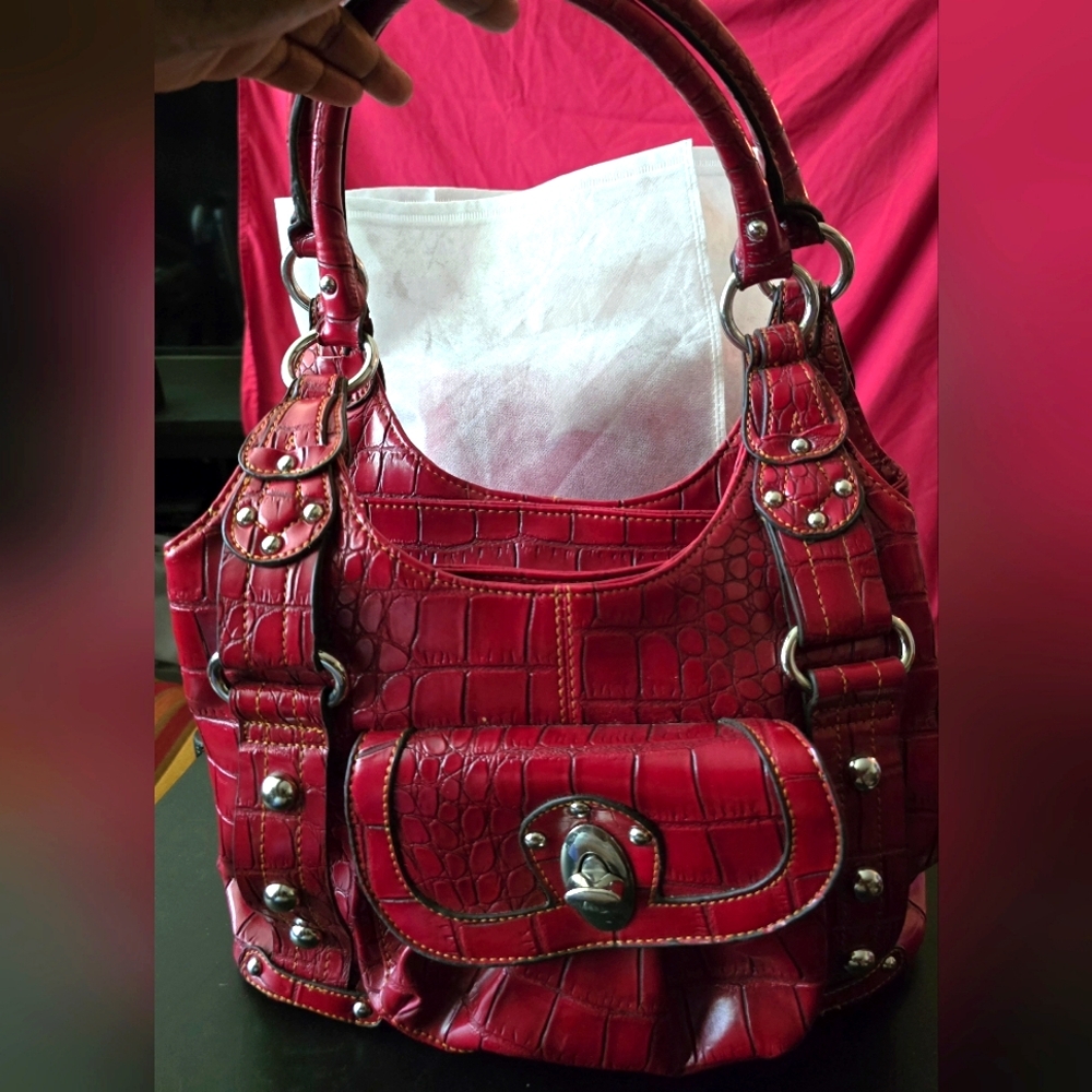 Wilson's Leather: Burgundy Handbag